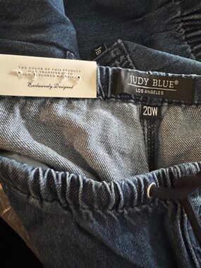 Brand new wide leg, loose fit Judy Blue jeans